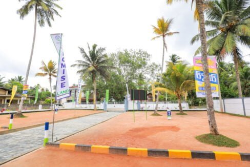 Land for sale in Wadduwa