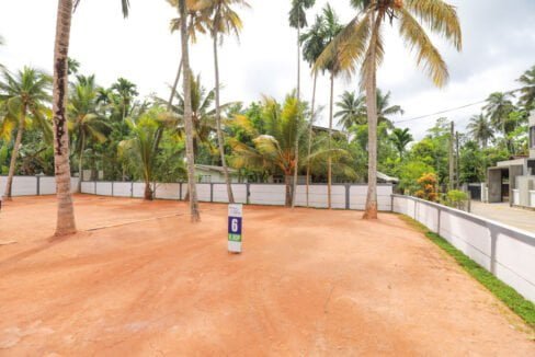 Land for sale in Wadduwa