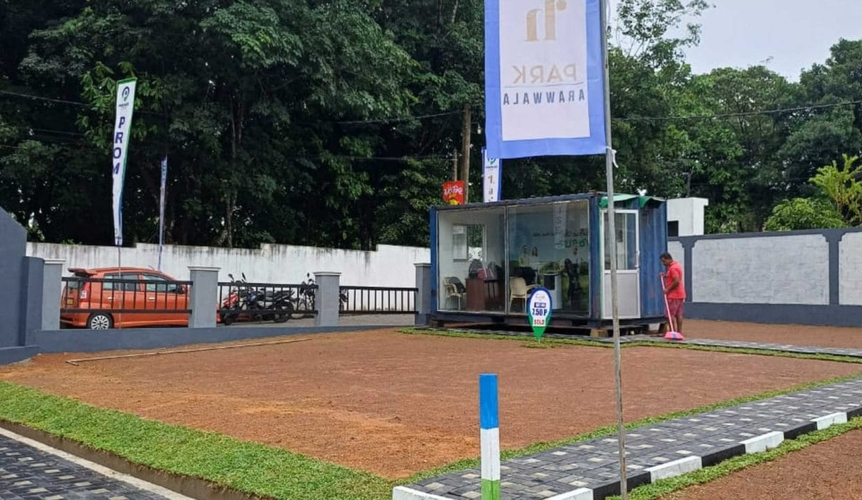 promise lavish land for sale in pannipitiya colombo (1)